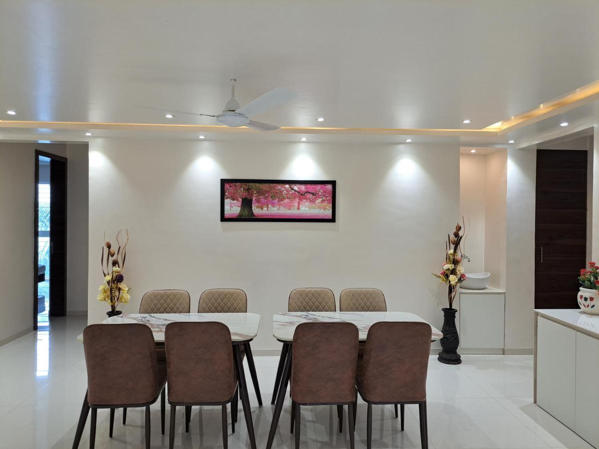 Bouquet Residency Hotel Nashik Exterior photo